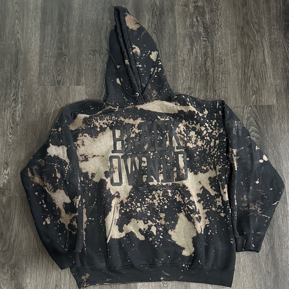 Splatter Hoodie in Black and Tan